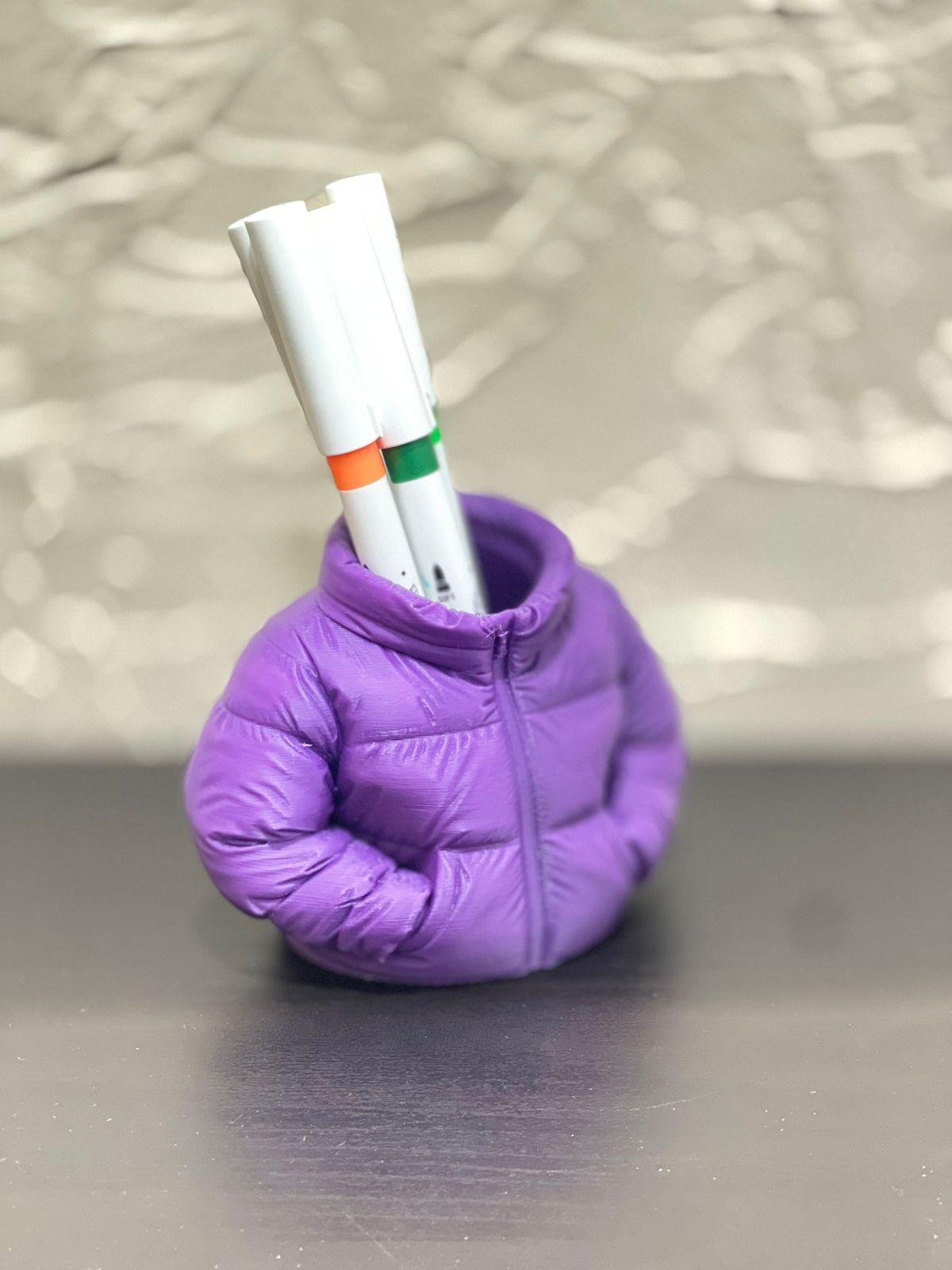 Jacket shaped pen holder