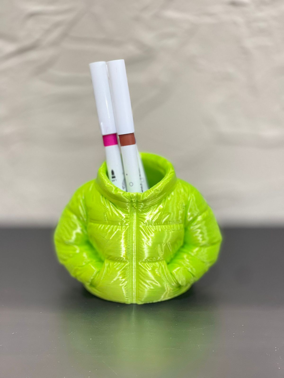 Jacket shaped pen holder
